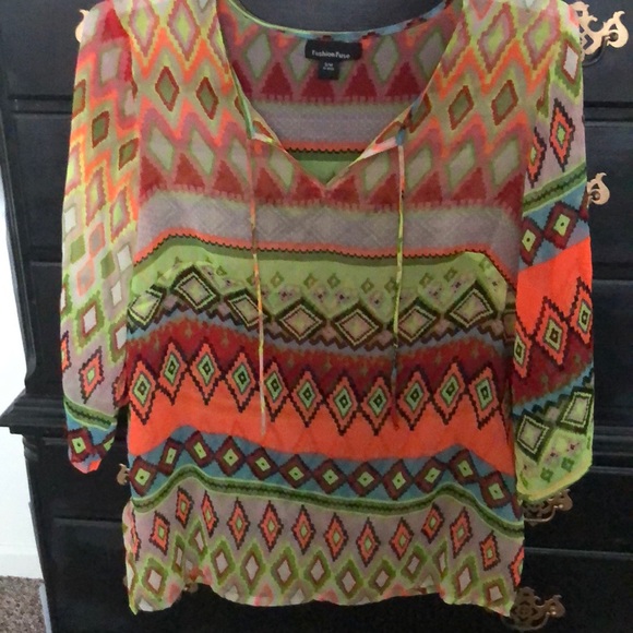 Multi color shirt - Picture 1 of 1